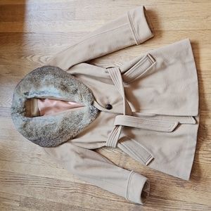 Vintage wool pea coat with fur collar M